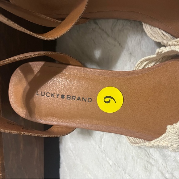 Lucky Brand wood and crochet sandal‎ NEW size 9 - Picture 4 of 7